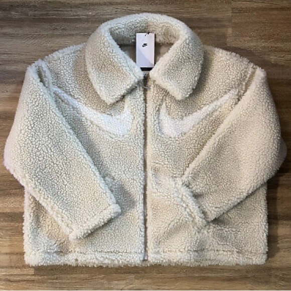 Nike Sportswear Swoosh Womens Full Zip Sherpa Jacket Size Medium Sail DV7073-206 - Picture 2 of 3